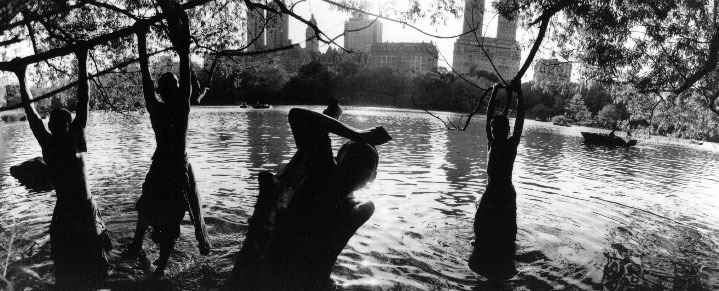 Central Park, Children at the lake